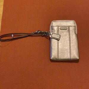 Coach Women’s Poppy Metallic Small Gold Wristlet